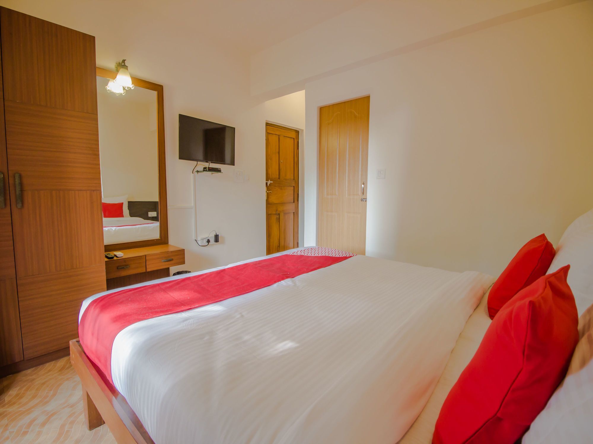 Oyo Flagship 13853 Shruti Resort Calangute Exterior photo